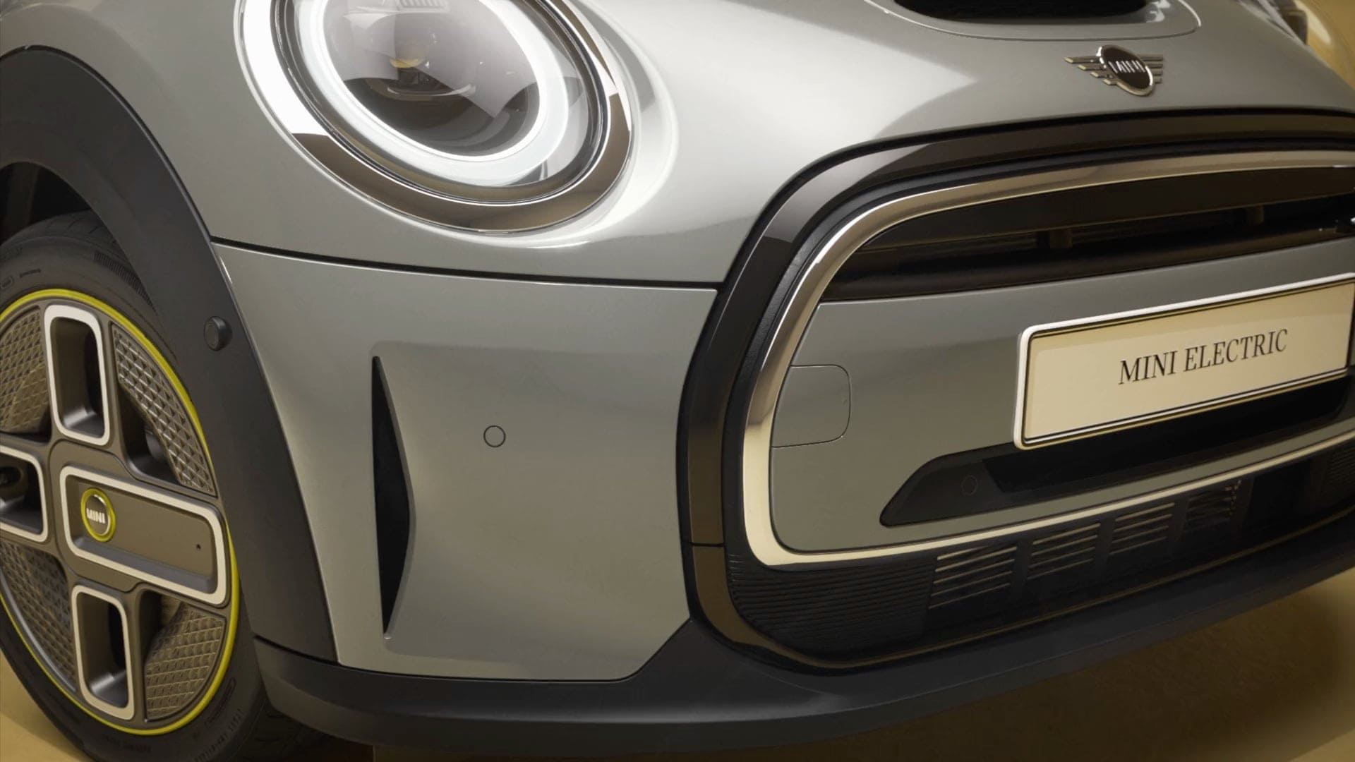 MINI 3-door Cooper SE – all-electric MINI – side view, silver