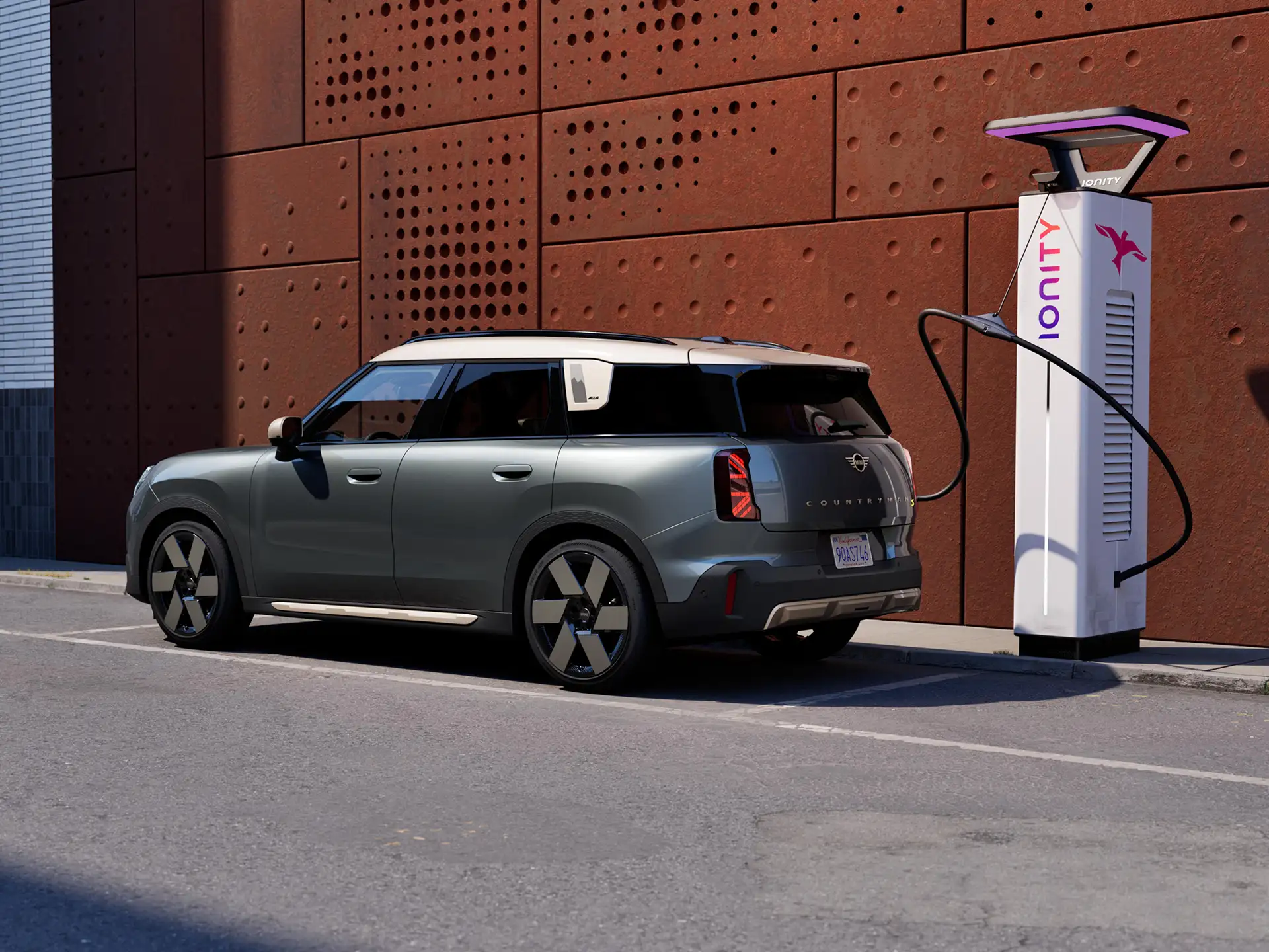 All-Electric MINI Countryman - Charging in Public