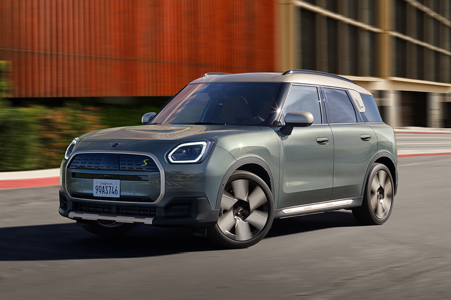 All-electric MINI Countryman – Driving Experience – The Official