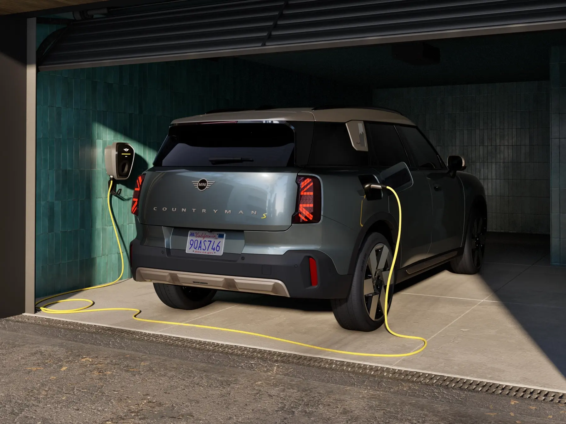 All-electric MINI Countryman - rear view