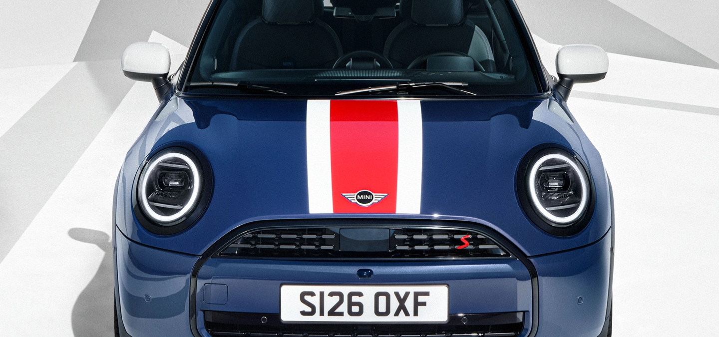 Detail view of the MINI Cooper Oxford Edition Bonnet Graphic