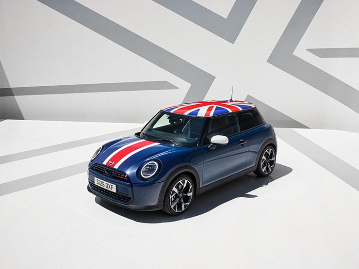 Full vehicle view of the MINI Cooper Oxford Edition.