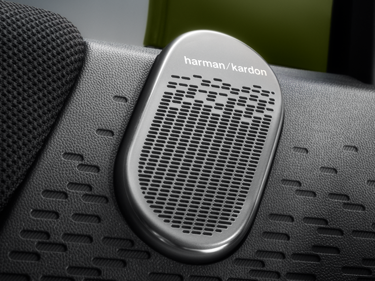 Detail view of the MINI Paul Smith Harman Kardon Sound System