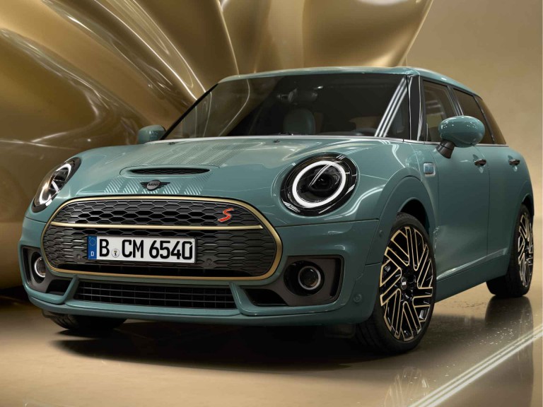 MINI Clubman Untold Edition – exterior - side view